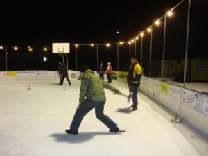 Eisstockschiessen 2012 (8)
